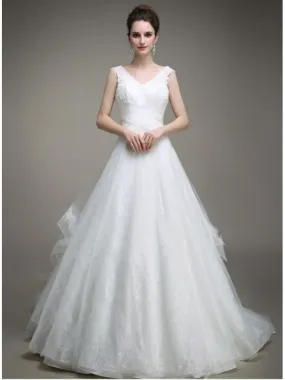Abito da Sposa con chiusura a lacci e spalline e gonna in organza