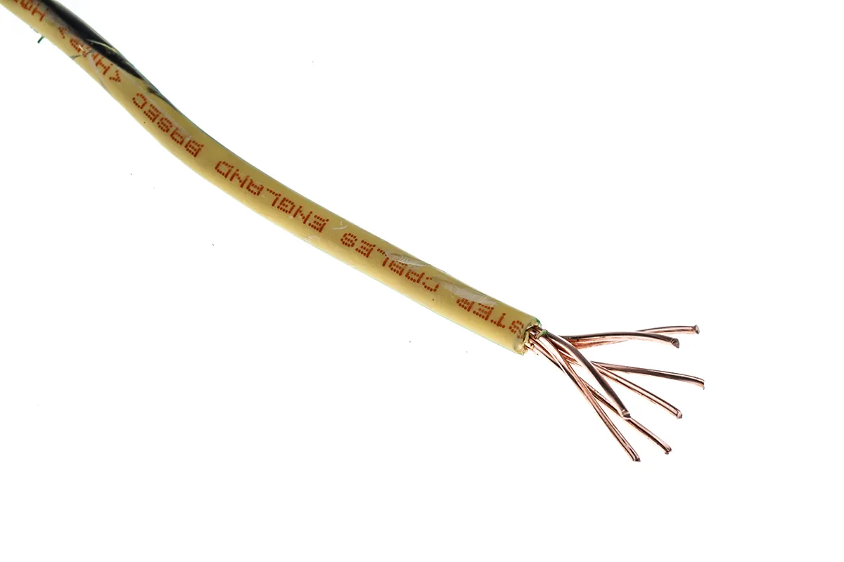 Cavo di collegamento apparecchiature H07Z-R RS PRO, 6mm², , 450 V CC, 750 V CA, 100m, Verde-Giallo
